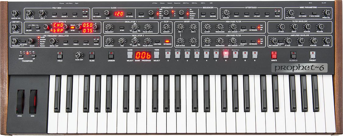 Синтезатор аналоговый Sequential Prophet 6